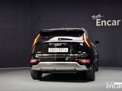 2022 Kia Niro Signature, фото 4, лот 10222568