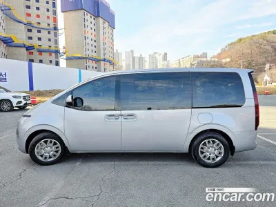 2023 Hyundai Staria 4WD Tourer 11-Seater, фото 2, лот 10054327