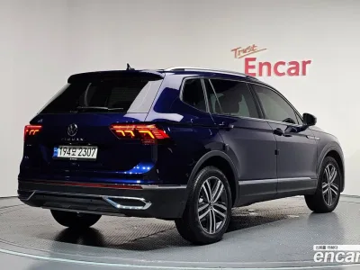 2023 Volkswagen Tiguan 2.0 TSI Prestige, фото 2, лот 10221778