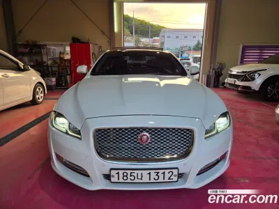 2017 Jaguar XJ 3.0D Premium Luxury SWB, фото 3, лот 10118467