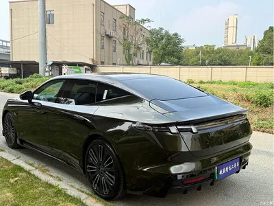 2025 Lynk & Co 10 EM-P 240 AWD Ultra Sport Edition, фото 4, лот 11136763