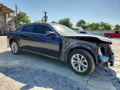 2015 CHRYSLER 300 LIMITED, фото 4, лот 10886109