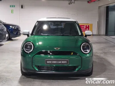 2024 Mini Cooper SE Classic, фото 2, лот 10222618