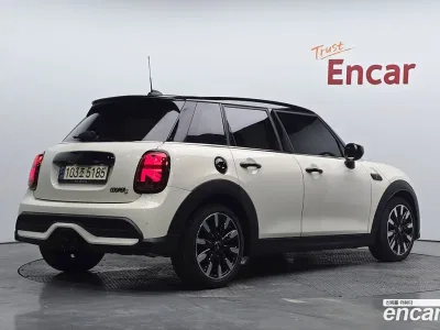 2022 Mini Cooper 5Door Classic Launch Pack, фото 2, лот 10520688