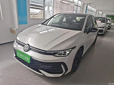 2025 Volkswagen Golf 300TSI R-Line, фото 1, лот 10451451
