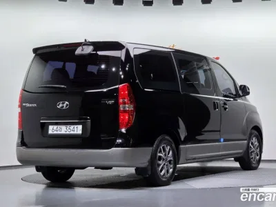 2019 Hyundai Starex Urban 9-Seater, фото 2, лот 11364570