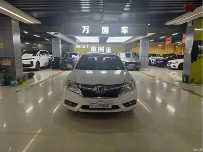 2015 Honda Lingpai 1.8L Automatic Comfort, фото 1, лот 11520628