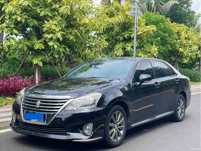 2012 Toyota Crown 2.5L Royal Leather Edition, фото 1, лот 10324668