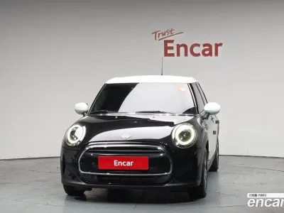 2023 Mini Cooper 5Door Classic, фото 1, лот 10105518