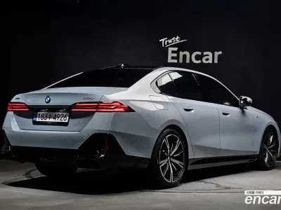 2024 BMW 5-Series 530i xDrive M Sport, фото 1, лот 10057848