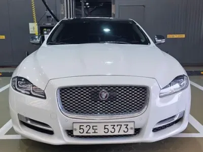 2017 Jaguar XJ 3.0D Premium Luxury LWB, фото 3, лот 10116713