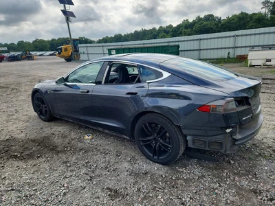 2015 TESLA MODEL S, фото 2, лот 10851466