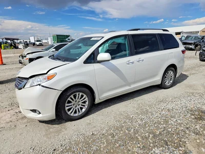 2017 TOYOTA SIENNA XLE 8-PASSENGER, фото 1, лот 10551080