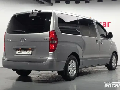 2019 Hyundai Starex Van 5-Seater, фото 1, лот 10193225