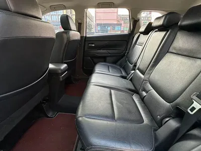 2016 Mitsubishi Outlander 2.4L 4WD Elite Edition 5-seater, фото 4, лот 10340377