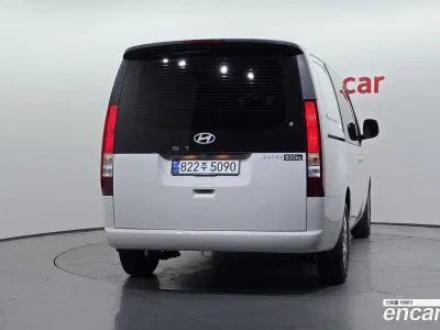 2025 Hyundai Staria L3.5 Cargo 5-Seater, фото 4, лот 10057031