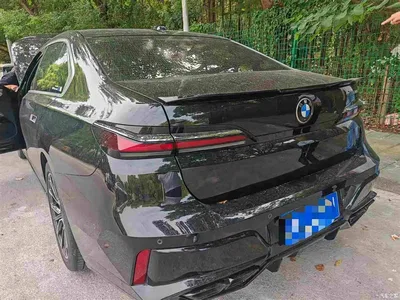 2023 BMW 7 Series Model 735Li M Sport Package, фото 2, лот 11195847