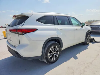 2021 TOYOTA HIGHLANDER XLE, фото 3, лот 10538455