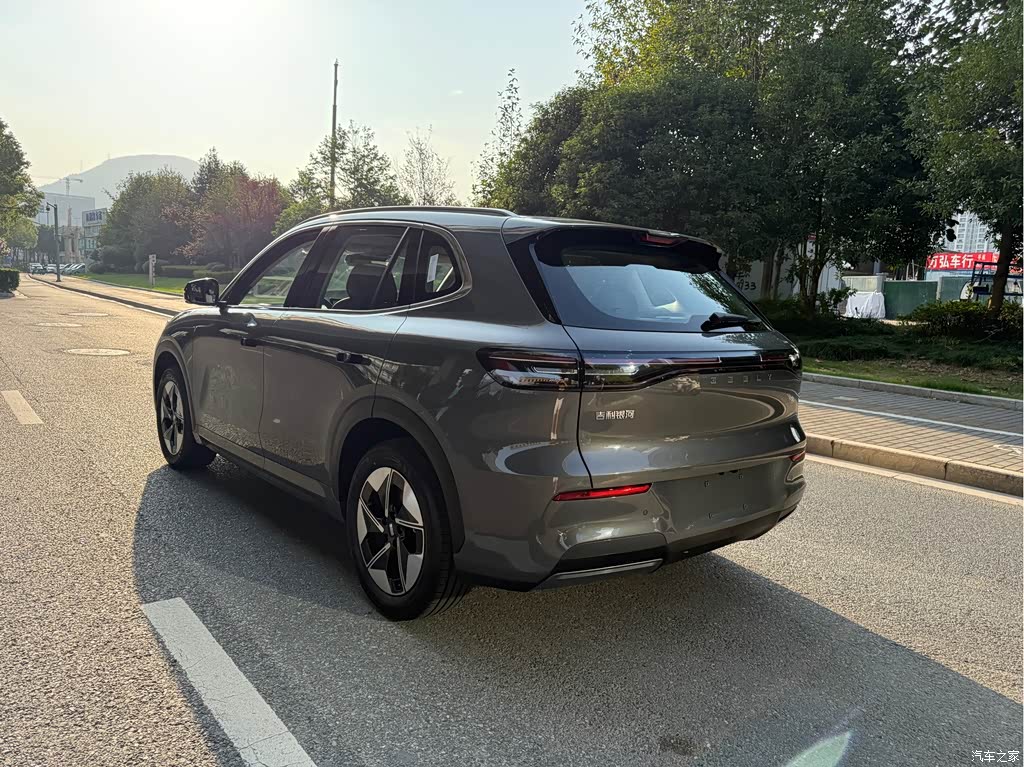 2026 Geely Galaxy Galaxy E5 610km Explorer+ Edition, фото 3, лот 11192042