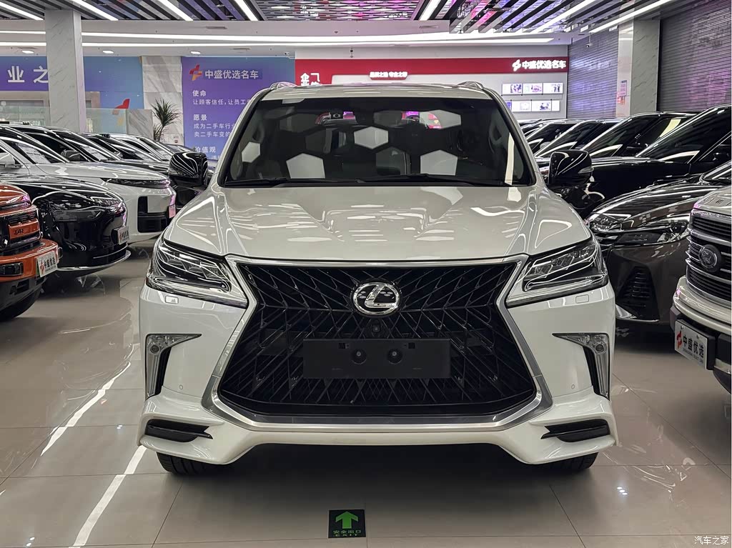 2016 Lexus LX 570 Dynamic Luxury Edition, фото 2, лот 11016568