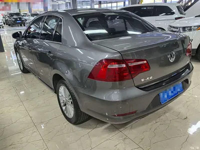 2014 Volkswagen Bora 1.6L Automatic Luxury Edition, фото 4, лот 10433382