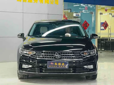 2024 Volkswagen Magotan 2 Million Units Public Sharing Edition 330TSI DSG Luxury, фото 1, лот 10425902
