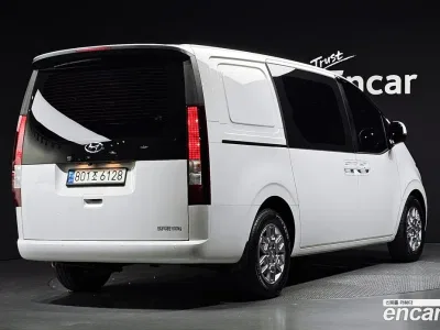 2022 Hyundai Staria Cargo 5-Seater, фото 2, лот 10205713