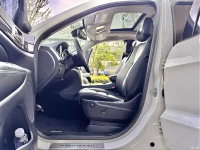 2012 Jeep Grand Cherokee (Import) 3.6L Dream Ten Collector's Edition, фото 4, лот 11170694