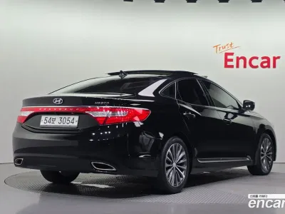 2014 Hyundai Grandeur HG300 Exclusive, фото 2, лот 10227680