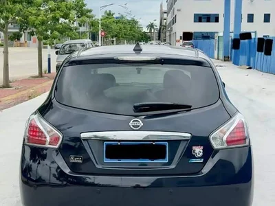 2011 Nissan Tiida 1.6T Manual Dynamic Edition, фото 3, лот 10342766