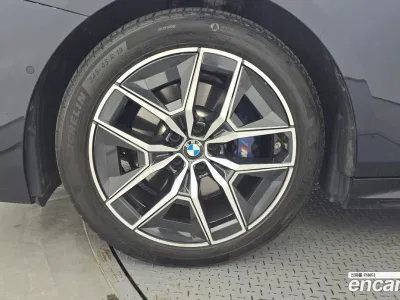 2024 BMW 5-Series 520i M Sport, фото 4, лот 10049470
