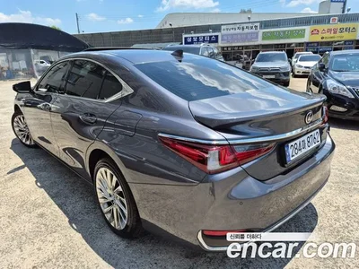 2023 Lexus ES 300h Luxury Plus, фото 4, лот 10033694