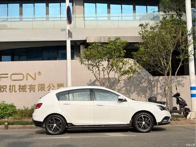 2016 Geely Emgrand Hatchback RS 1.5L CVT Up Version, фото 4, лот 11098587