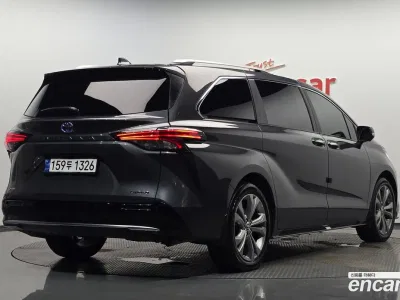 2025 Toyota Sienna 2.5 Hybrid 2WD, фото 1, лот 10217615