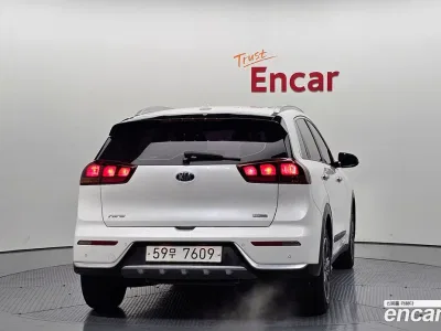 2018 Kia Niro Luxury, фото 3, лот 10073882