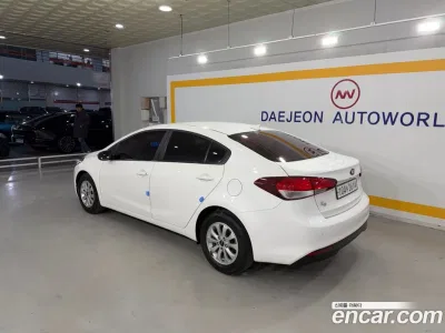 2017 Kia K3 Deluxe, фото 3, лот 10056053