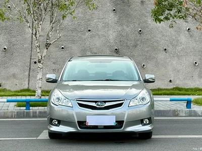 2010 Subaru Legacy Model 2.0i Luxury, фото 2, лот 11168322
