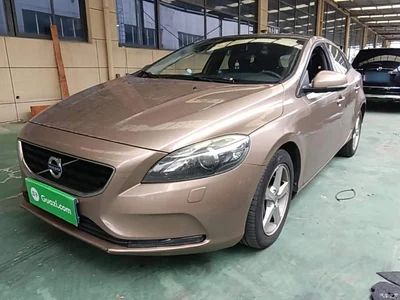 2016 Volvo V40 T3 Comfort Edition, фото 1, лот 10366423