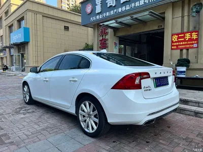 2015 Volvo S60 Plug-in Hybrid S60L E-Drive Hybrid T6 Intelligent Edition, фото 2, лот 10363303