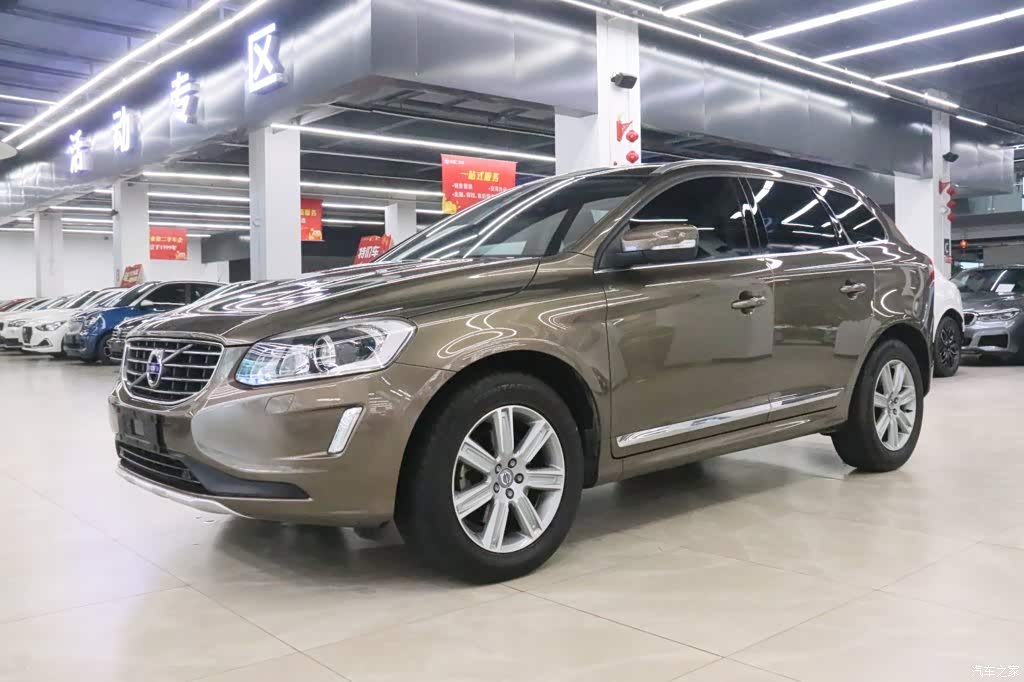 2016 Volvo XC60 T5 Inscription, фото 1, лот 11226186