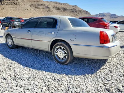 2007 LINCOLN TOWN CAR SIGNATURE, фото 2, лот 10876141