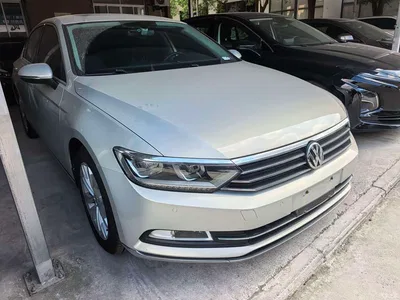 2018 Volkswagen Magotan Facelift 330TSI DSG Luxury, фото 1, лот 10436329