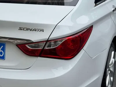 2011 Hyundai Sonata 2.0L Auto Supreme Edition, фото 3, лот 10372259