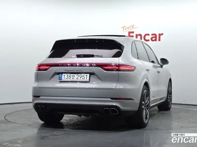 2022 Porsche Cayenne 4.0 Turbo, фото 3, лот 10100710