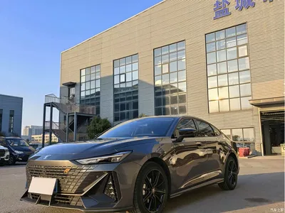 2023 Changan UNI-V 1.5T Luxury Edition, фото 1, лот 10247663