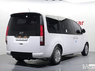 2022 Hyundai Staria disability support car, фото 2, лот 10143336