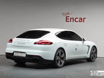 2016 Porsche Panamera 4.8 GTS, фото 1, лот 10092384