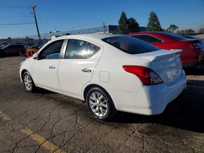 2018 NISSAN VERSA SV, фото 2, лот 10762143