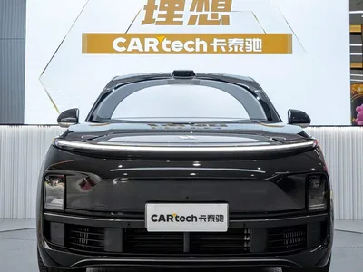 2024 Li Auto Li Xiang L9 Model Ultra, фото 1, лот 10825791