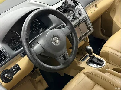 2011 Volkswagen Touran 1.4T DSG Intelligent Elite 5-seater, фото 3, лот 11210419